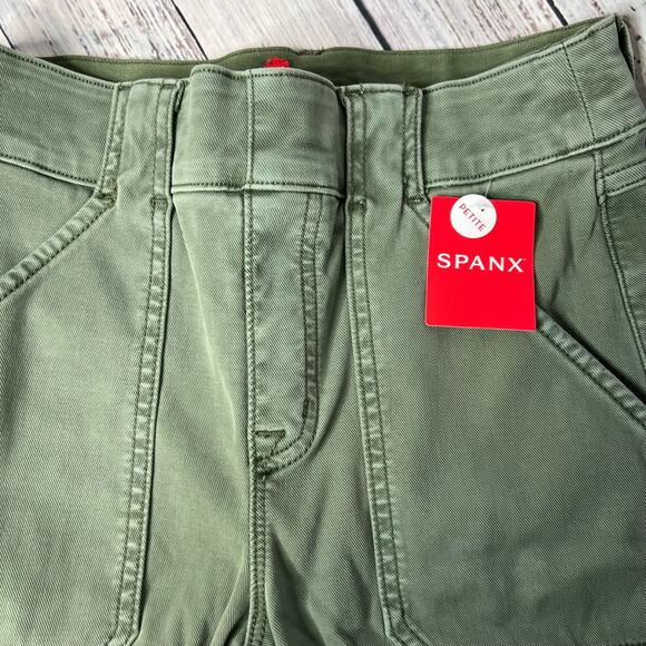 Spanx Stretch Twill Ankle Cargo Pants Sage Green NWT Sm - Picture 5 of 7